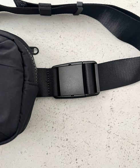 【】THE NORTH FACE(ザ・ノースフェイス)/ボディバッグ ウエストポーチ ヒップサック ロゴプリント/LINDEN HIP SACK | IM1262022 | ライトブルー