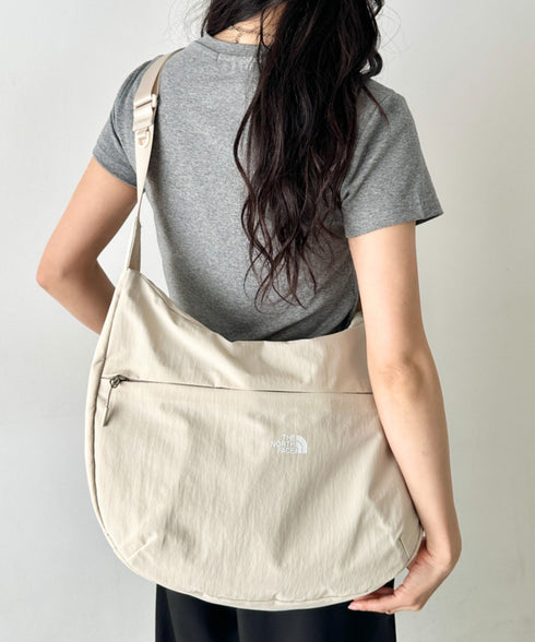 【】THE NORTH FACE(ザ・ノースフェイス)/2WAY ロゴプリント ショルダーバッグ ホーボーバッグ/LINDEN HOBO CROSSBODY | IM1262023 | クリーム
