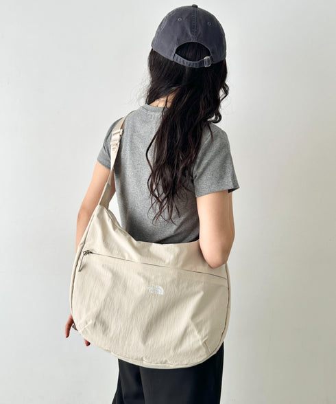 【】THE NORTH FACE(ザ・ノースフェイス)/2WAY ロゴプリント ショルダーバッグ ホーボーバッグ/LINDEN HOBO CROSSBODY | IM1262023 | クリーム