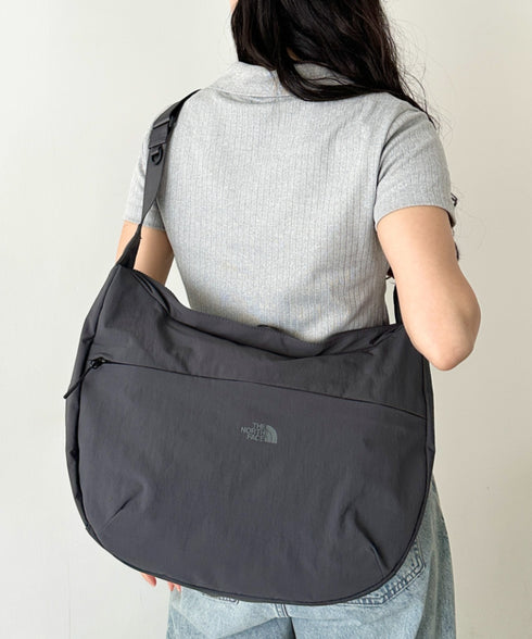 【】THE NORTH FACE(ザ・ノースフェイス)/2WAY ロゴプリント ショルダーバッグ ホーボーバッグ/LINDEN HOBO CROSSBODY | IM1262023 | チャコールグレー