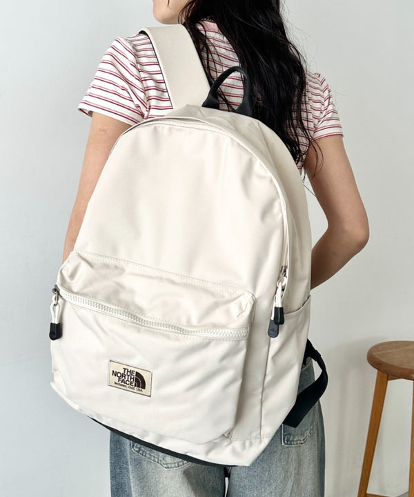 【】THE NORTH FACE(ザ・ノースフェイス)/PC・A4収納可能 軽量 通勤通学 リュック バックパック/STANDARD DAYPACK | IM1262026 | クリーム