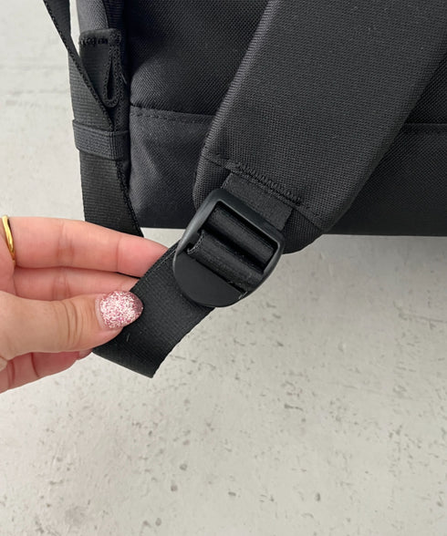 【】THE NORTH FACE(ザ・ノースフェイス)/PC・A4収納可能 軽量 通勤通学 リュック バックパック/STANDARD DAYPACK | IM1262026 | ブラック