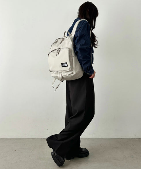 【】THE NORTH FACE(ザ・ノースフェイス)/PC・A4収納可能 22L リュック バックパック 通勤通学/TNF DAY PACK M | IM1262033 | ホワイト