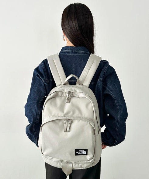 【】THE NORTH FACE(ザ・ノースフェイス)/PC・A4収納可能 22L リュック バックパック 通勤通学/TNF DAY PACK M | IM1262033 | ホワイト