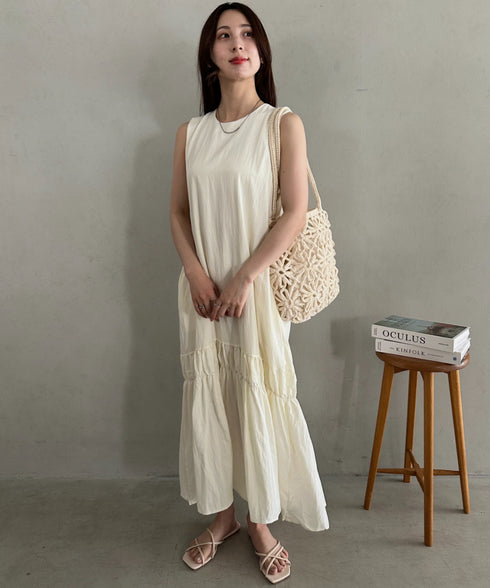 バッグデザイン肌見せ♪ 裾タックデザインロングワンピース | MD2262011 | アイボリー