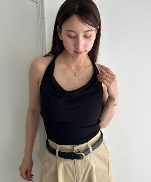 カップ付きドレープホルターネックトップス | MD2262034 | ブラック