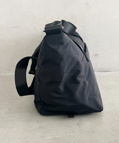 【】THE NORTH FACE(ザ・ノースフェイス)/2WAY 大容量 PC収納可 ショルダー トラベル ダッフルバッグ ロゴプリント/LINDEN DUFFLE BAG S | IM1262063 | ブラック