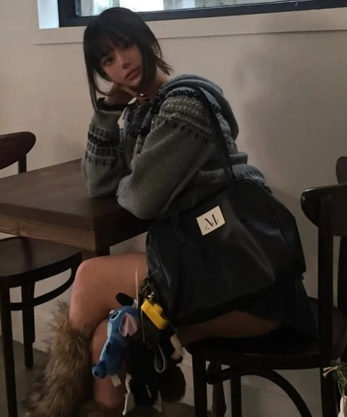 MUCENT(ムセント)/軽量 A4収納可 ロゴパッチ ショルダー トートバッグ/TIVE LEATHER SHOULDER BAG UNISEX | AT1262071 | ブラック