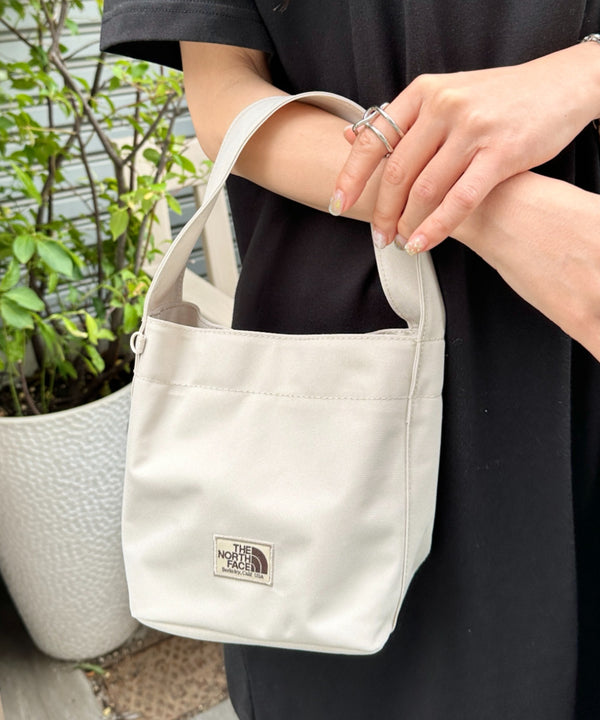 THE NORTH FACE(ザ・ノースフェイス)/ミニトート ミニバッグ お散歩バッグ/WL TRIG BAG MINI | IM1262077 | クリーム