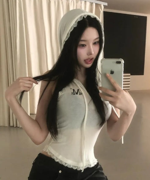 MUCENT(ムセント)/アセン レース スリムフィット フード スリーブレス タンクトップ/ASEN LACE SLIM HOOD SLEEVELESS | AT2262081 | ホワイト