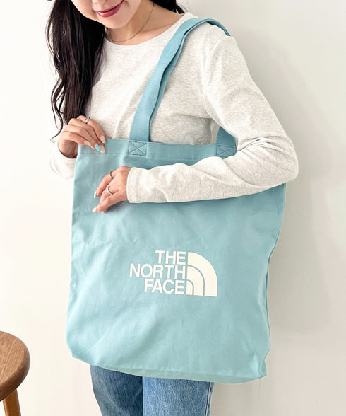 THE NORTH FACE(ザ・ノースフェイス)/A4対応 大容量 ロゴプリント コットン キャンバストートバッグ/TNF LOGO COTTON BAG M | IM1262087 | ターコイズブルー