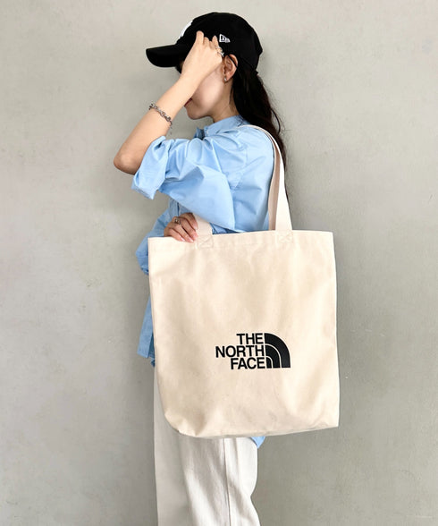 THE NORTH FACE(ザ・ノースフェイス)/A4対応 大容量 ロゴプリント コットン キャンバストートバッグ/TNF LOGO COTTON BAG M | IM1262087 | クリーム