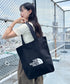 THE NORTH FACE(ザ・ノースフェイス)/A4対応 大容量 ロゴプリント コットン キャンバストートバッグ/TNF LOGO COTTON BAG M | IM1262087 | ブラック