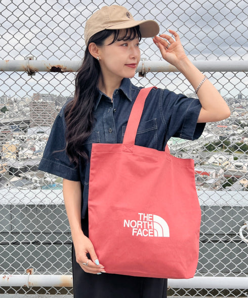 THE NORTH FACE(ザ・ノースフェイス)/A4対応 大容量 ロゴプリント コットン キャンバストートバッグ/TNF LOGO COTTON BAG M | IM1262087 | オレンジ
