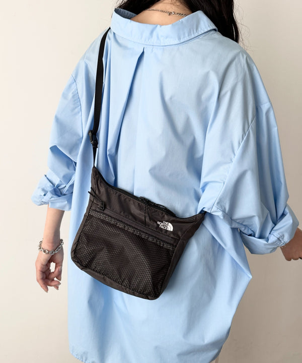 THE NORTH FACE(ザ・ノースフェイス)/2WAY 軽量 ショルダーバッグ ロゴプリント /ULTRA-Z BUCKLE CROSS BAG | IM1262089 | チャコールグレー