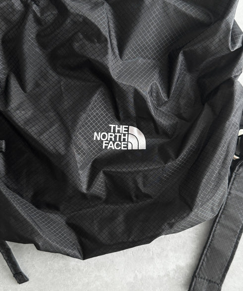 THE NORTH FACE(ザ・ノースフェイス)/超軽量 ナップサック ロゴプリント ドローストリングバッグ/BONNEY SR DRAWSTRING BAG | IM1262090 | ホワイト