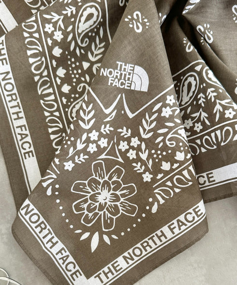 THE NORTH FACE(ザ・ノースフェイス)/コットン プリント バンダナ スカーフ/BANDANA_PAISLEY_80'S/PINE CONE | IM6243034 | ブラウン