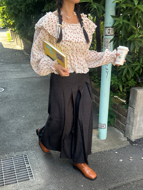 volume flower blouse | SL2243651 | ホワイト