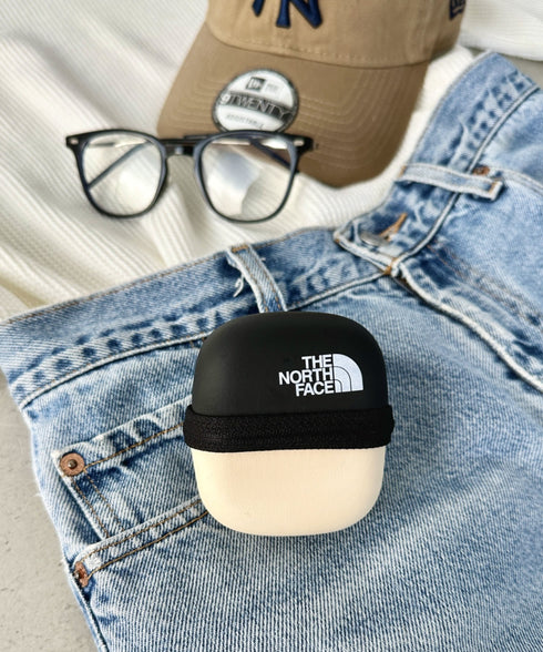 THE NORTH FACE(ザ・ノースフェイス)/カラビナ付 ヌプシモールドポーチ バイカラーポーチ 小物入れ /NUPTSE MOLD POUCH | IM6242018 | クリーム