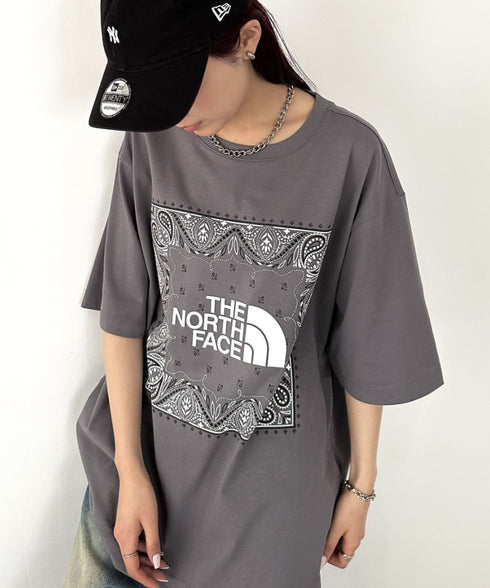 THE NORTH FACE(ザ・ノースフェイス)/ビッグロゴ プリント バンダナ 半袖 Tシャツ/M'S BANDANA S/S R/TEE | IM2251068 | グレー