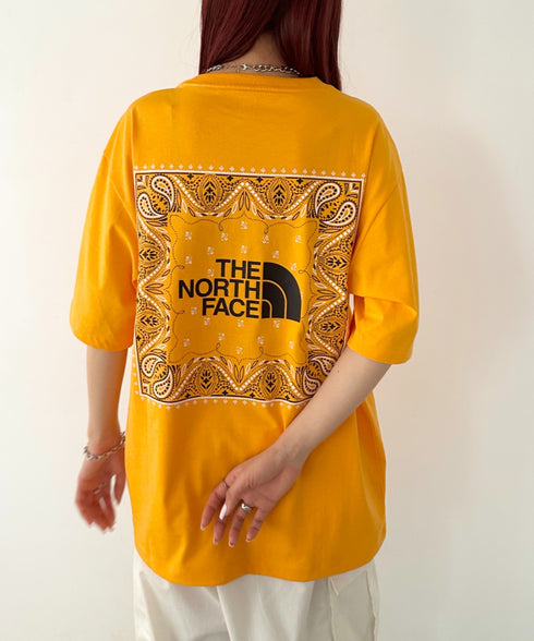 THE NORTH FACE(ザ・ノースフェイス)/ビッグロゴ プリント バンダナ 半袖 Tシャツ/M'S BANDANA S/S R/TEE | IM2251068 | オレンジ