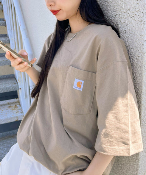 Carhartt(カーハート) /USA規格 ヘビーウェイト ルーズフィット ポケT ビッグサイズ オーバーサイズ ユニセックス ポケット付き コットン 半袖 Tシャツ 5部袖 1/2スリーブ | L2202001 | ベージュ