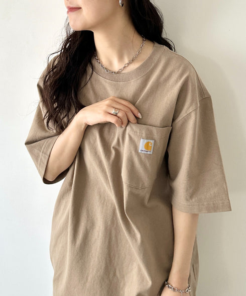 Carhartt(カーハート) /USA規格 ヘビーウェイト ルーズフィット ポケT ビッグサイズ オーバーサイズ ユニセックス ポケット付き コットン 半袖 Tシャツ 5部袖 1/2スリーブ | L2202001 | ベージュ