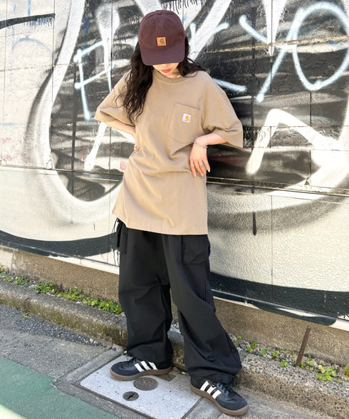 Carhartt(カーハート) /USA規格 ヘビーウェイト ルーズフィット ポケT ビッグサイズ オーバーサイズ ユニセックス ポケット付き コットン 半袖 Tシャツ 5部袖 1/2スリーブ | L2202001 | ベージュ