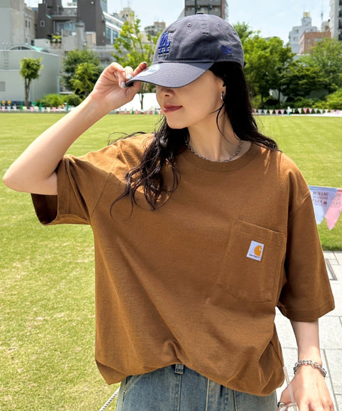 Carhartt(カーハート) /USA規格 ヘビーウェイト ルーズフィット ポケT ビッグサイズ オーバーサイズ ユニセックス ポケット付き コットン 半袖 Tシャツ 5部袖 1/2スリーブ | L2202001 | ブラウン