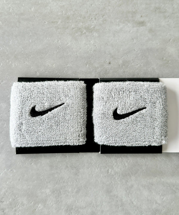 NIKE(ナイキ)/2個セット スウッシュ 刺繍 無地 リストバンド 2パック | IL4212001 | グレー