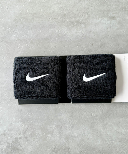 NIKE(ナイキ)/2個セット スウッシュ 刺繍 無地 リストバンド 2パック | IL4212001 | ブラック
