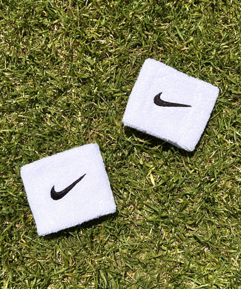 NIKE(ナイキ)/2個セット スウッシュ 刺繍 無地 リストバンド 2パック | IL4212001 | ホワイト