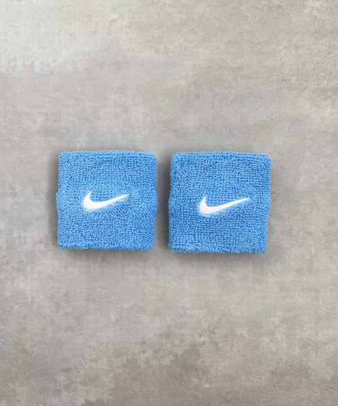 NIKE(ナイキ)/2個セット スウッシュ 刺繍 無地 リストバンド 2パック | IL4212001 | ライトブルー