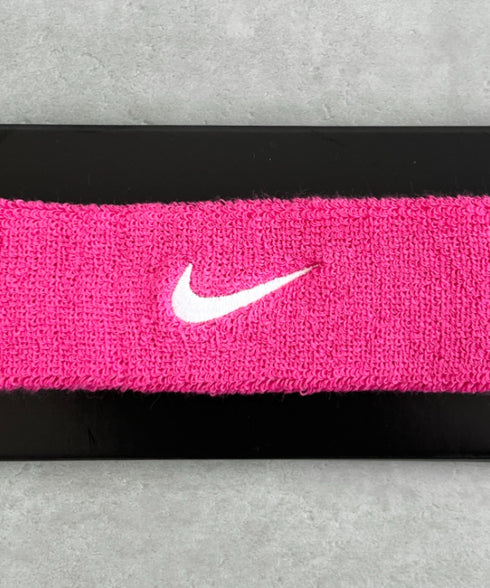 NIKE(ナイキ)/スウッシュ 刺繍 無地 ヘアバンド ヘッドバンド | IL4212003 | ピンク