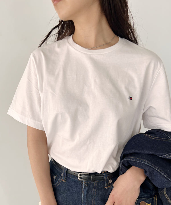 TOMMY HILFIGER(トミーヒルフィガー) / Core Flag Tee フラッグロゴ刺繍 半袖 Tシャツ | IL2222012 | ホワイト