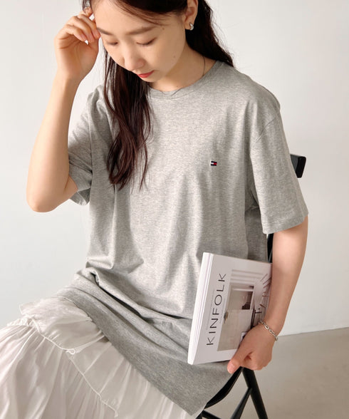 TOMMY HILFIGER(トミーヒルフィガー) / Core Flag Tee フラッグロゴ刺繍 半袖 Tシャツ | IL2222012 | グレー