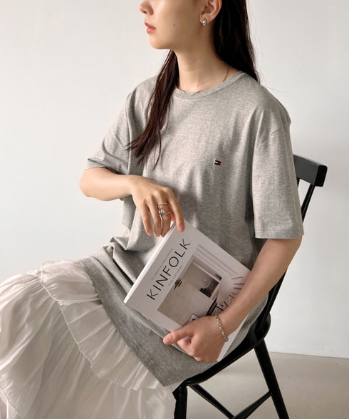 TOMMY HILFIGER(トミーヒルフィガー) / Core Flag Tee フラッグロゴ刺繍 半袖 Tシャツ | IL2222012 | グレー