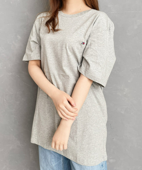 TOMMY HILFIGER(トミーヒルフィガー) / Core Flag Tee フラッグロゴ刺繍 半袖 Tシャツ | IL2222012 | グレー
