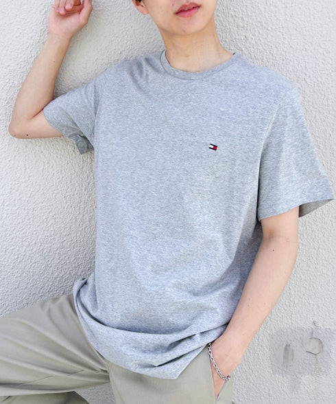 TOMMY HILFIGER(トミーヒルフィガー) / Core Flag Tee フラッグロゴ刺繍 半袖 Tシャツ | IL2222012 | グレー