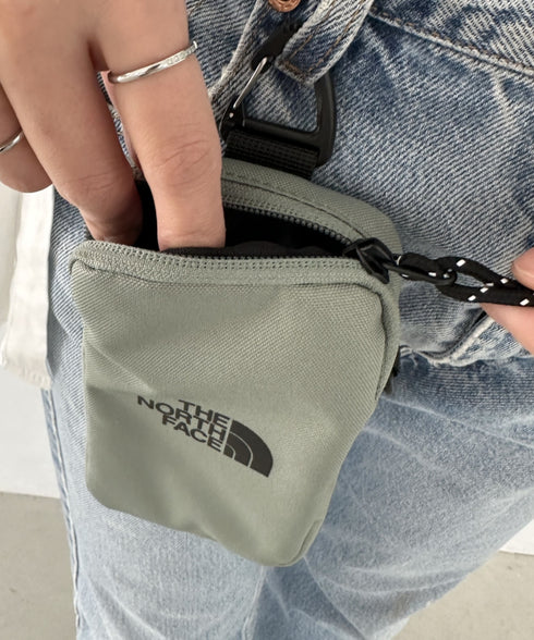 国内未発売 THE NORTH FACE(ザ・ノースフェイス)/ミニバッグ ミニショルダー スマホショルダー 財布 ポーチ サコッシュ/SIMPLE MINI BAG | IL1224032 | カーキ