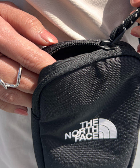 国内未発売 THE NORTH FACE(ザ・ノースフェイス)/ミニバッグ ミニショルダー スマホショルダー 財布 ポーチ サコッシュ/SIMPLE MINI BAG | IL1224032 | ブラック