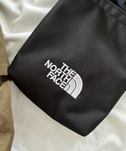 国内未発売 THE NORTH FACE(ザ・ノースフェイス)/ストリングギャザーミニショルダー スマホショルダー ポーチ/SIMPLE STRING BAG MINI | IL1231017 | ブラック