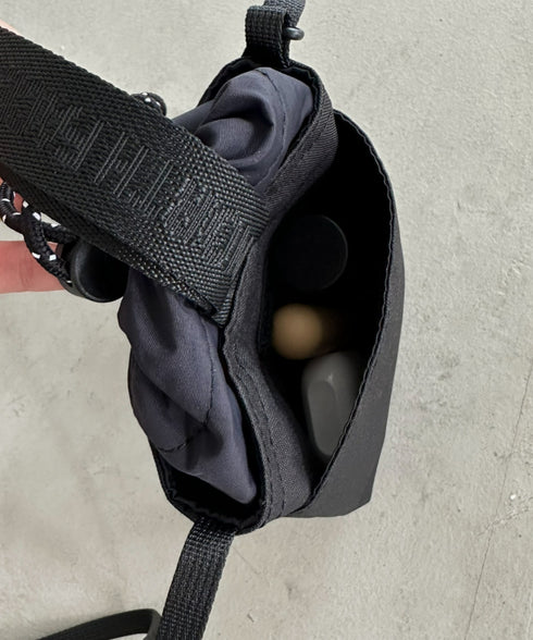 国内未発売 THE NORTH FACE(ザ・ノースフェイス)/ストリングギャザーミニショルダー スマホショルダー ポーチ/SIMPLE STRING BAG MINI | IL1231017 | ブラック