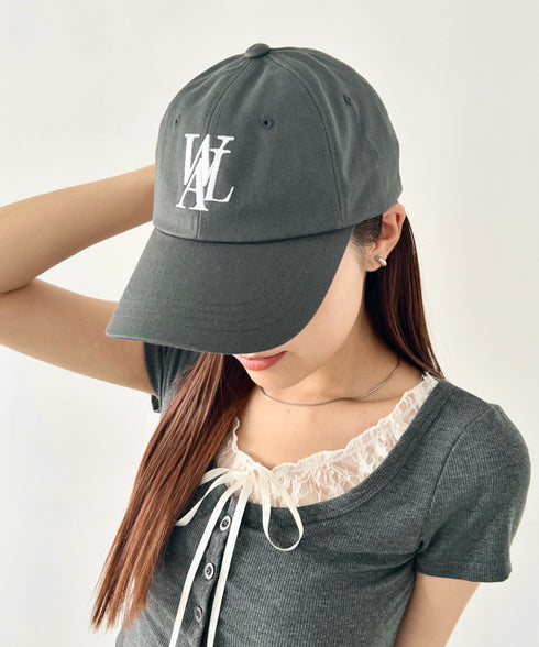WOOALONG(ウアロン)/シグネチャー ロゴ ベースボール キャップ サイズ調整可能/Signature Logo ball cap | IL5231046 | チャコールグレー