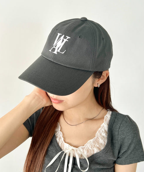 WOOALONG(ウアロン)/シグネチャー ロゴ ベースボール キャップ サイズ調整可能/Signature Logo ball cap | IL5231046 | チャコールグレー