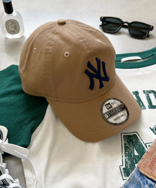 NEW ERA(ニューエラ)/9TWENTY MLB CORE CLASSIC 限定 メジャーリーグ べースボール ロゴキャップ MLB公式 チームロゴネームタグ アジャスター付 サイズ調整可能 | IM5232030 | ベージュ