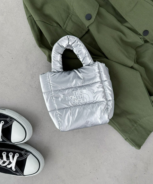 THE NORTH FACE(ザ・ノースフェイス)/2WAY メタリック ミニ ショルダーパデットバッグ/PLUMPY TOTE BAG | IM1233037 | シルバー
