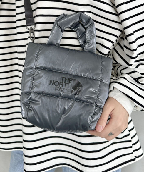 THE NORTH FACE(ザ・ノースフェイス)/2WAY メタリック ミニ ショルダーパデットバッグ/PLUMPY TOTE BAG | IM1233037 | グレー