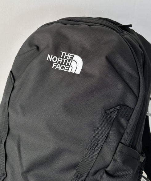 【USAモデル】THE NORTH FACE(ザ・ノースフェイス)/大容量 27L収納 A4・15インチ対応 リュック バックパック/Vault | IM1231057 | ブラック