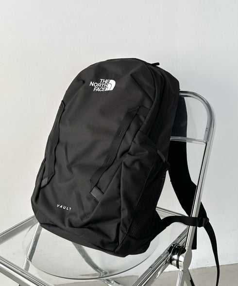 【USAモデル】THE NORTH FACE(ザ・ノースフェイス)/大容量 27L収納 A4・15インチ対応 リュック バックパック/Vault | IM1231057 | ブラック